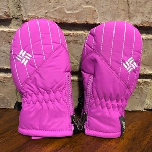 Columbia mittens